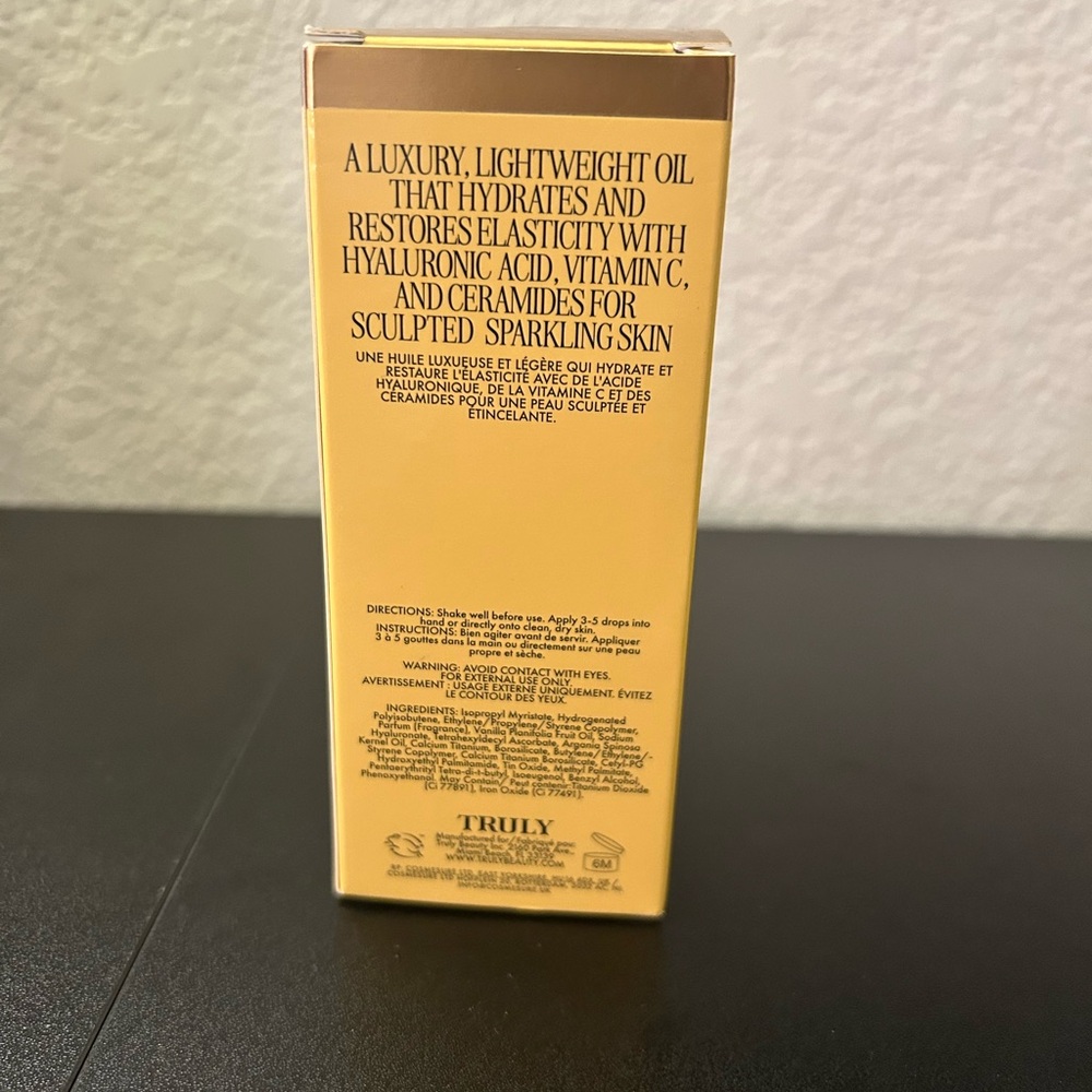 Truly Golden Glaze Luxury Body Oil - Picture 4 of 4